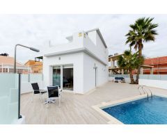 VILLA CON PISCINA PRIVADA JUNTO AL PARAJE NATURAL!!