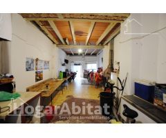 ¡OPORTUNIDAD Y ECONÓMICA!  GRAN CASA CON TERRAZA PARA HACER EL HOGAR DEL SUEÑO