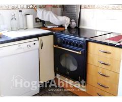 CHALET CON TERRAZA Y JARDÍN EN CAÑADA