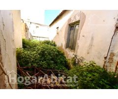 CASA CON TERRAZA PARA HACER TU HOGAR DE SUEÑO