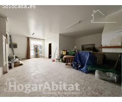 ¡OPORTUNIDAD DE INVERSIÓN! CASA ECONÓMICA PARA REFORMAR CON TERRAZA