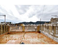AMLIA CASA CON TERRAZA Y PATIO