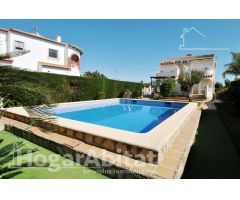 ¡ESPECTACULAR! EXTERIOR EN RESIDENCIAL CON GARAJE Y PISCINA