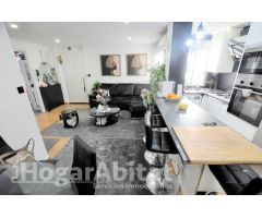 REFORMADO Y EXTERIOR CON BALCÓN JUNTO AV DE LA PAZ