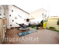 ESPACIOSA Y PRECIOSA CASA REFORMADA CON DOS TERRAZAS