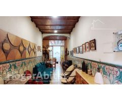 GRAN CASA REFORMADA CON BALCÓN Y TERRAZA, MUY CENTRAL