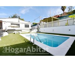 ESPECTACULAR CHALET REFORMADO CON GARAJE, TERRAZA Y PISCINA