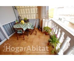 ¡MUY CERCA DE LA PLAYA! TODO EXTERIOR CON TERRAZA