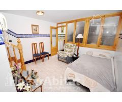 ¡CENTRO! GRAN CASA CON TERRAZA