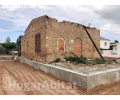 CHALET CON TERRENO PARA HACER A TU GUSTO