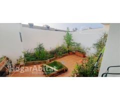 MUY AMPLIO Y LUMINOSO CON TERRAZA Y GARAJE
