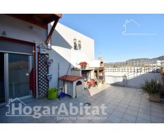 ¡VISTAS A LA MONTAÑA! BONITO ADOSADO CON GARAJE Y TERRAZA