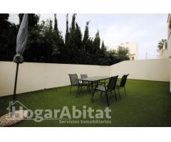 BONITO Y EXTERIOR EN RESIDENCIAL CON GARAJE, PISCINA Y TERRAZA, JUNTO A LA PLAYA