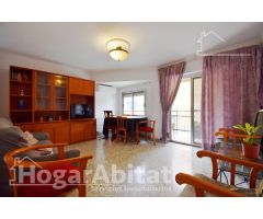 ACOGEDOR, IMPECABLE Y LUMINOSO CON BALCÓN, CERCA DEL CENTRO Y DE LA PLAYA