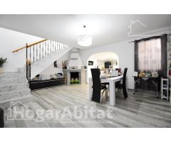 MAGNIFICA CASA REFORMADA CON TERRAZA