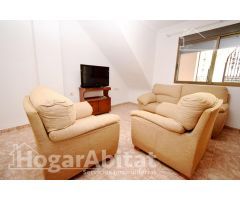 CASA AMPLIA Y LUMINOSA CON GARAJE Y TRASTERO, EN PLENO CENTRO