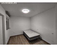 ALQUILER DE HABITACIONES EN AVENIDA PLUTARCO