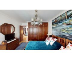 Gran casa con locales comerciales en Cala Ratjada