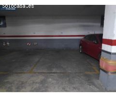 Plaza de aparcamiento amplia en zona El Carmen /Hospital de Manises