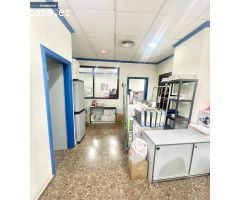 Local en alquiler, se encuentra situado en zona Jaime Balmes