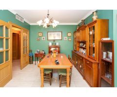 Piso en Venta en Huetor Tajar, Granada