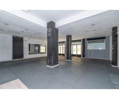 LOCAL COMERCIAL JUNTO A ALHAMAR