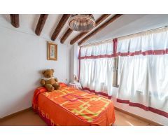 Casa de Pueblo en Venta en orgiva, Granada