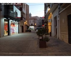 Local comercial en Alquiler en Amposta, Tarragona
