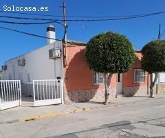 Adosado en Venta en Deltebre, Tarragona