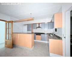 PISO EN VENTA EN AMPOSTA