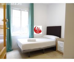 ¡Coqueto piso en Venta de 4 dormitorios, 3 balcones , 1 baño en el CENTRO DE CARTAGENA!