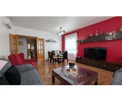 ¡Estupendo Piso Único EN VENTde 3 dormitorios, patio y garaje de 57m2 útiles en El Llani de El Beal!