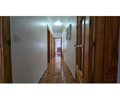 ¡Estupendo Piso Único EN VENTde 3 dormitorios, patio y garaje de 57m2 útiles en El Llani de El Beal!