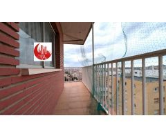 ¡Pisazo en Venta de 4 dormitorios en zona REINA VICTORIA!