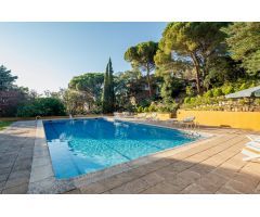 Espectacular casa con 2 Hectáreas de terreno y gran piscina en Castell dAro/SAgaró