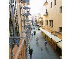 CASA MODERNISTA EN LA ZONA PEATONAL DE SANT FELIU DE GUÍXOLS