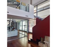 Precioso espacio de trabajo a compartir en oficina de diseño.