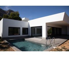 **???? Descubra el Lujo Inigualable en Polop - Exclusiva Villa de 3 Dormitorios y 2 Baños ????**