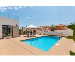 Chalet en Venta en Rojales, Alicante