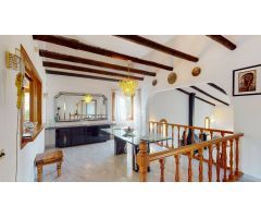 Villa independiente con piscina y vistas despejadas en Santa Ponça