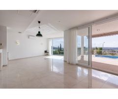 Espectacular chalet con vistas al mar