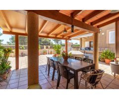 Chalet con apartamento en Bahía Grande