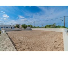 Finca rústica con campo de hípica y licencia de hostelería