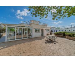 Finca rústica con campo de hípica y licencia de hostelería
