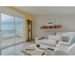 Casa adosada en primera linea del mar en Colonia Sant Jordi