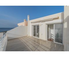 Casa adosada en primera linea del mar en Colonia Sant Jordi