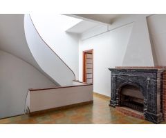 Exclusiva casa estilo Art Deco para reformar en Plaza de los Patines
