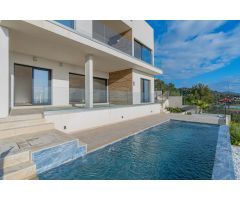 Exclusivo chalet de diseño mediterráneo en Son Servera
