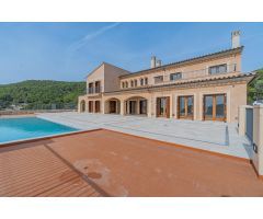 Villa de estilo mallorquín en Camp de Mar