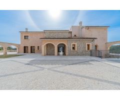 Villa de estilo mallorquín en Camp de Mar
